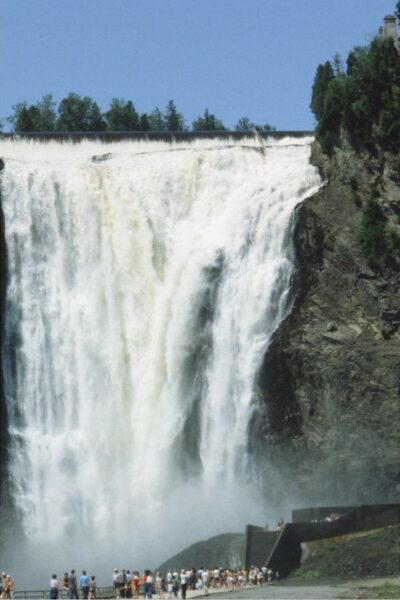 Montmorency Falls @ 600 x 900