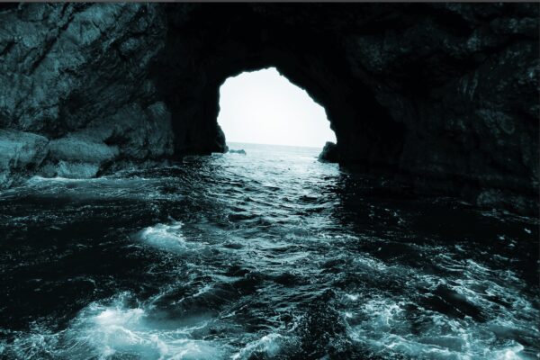 A Treacherous Passageway New Zealand Coast in Colour 1200 x 800
